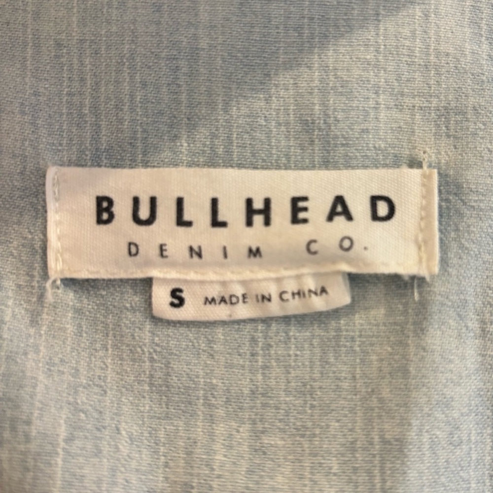 Bullhead Light Blue Distressed Denim lightweight cotton long sleeve shirt small - Picture 7 of 10